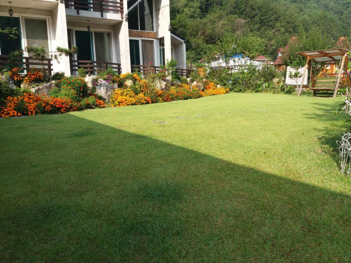 Moon On The Cloud Villa Yeongwol Екстериор снимка